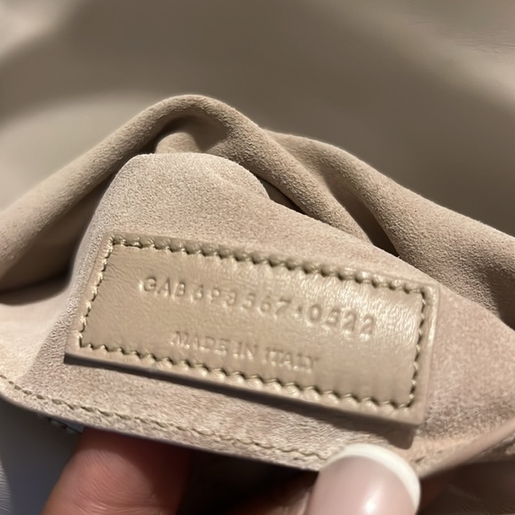 YSL Le 57 Hobo Bag in Quilted Lambskin Leather - Picture 8 of 17